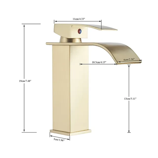 Robinet de lavabo de salle de bains en or brossé – vue 3