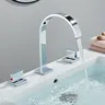 Robinet de lavabo doré – vue 6
