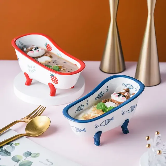 Filles de baignoire en céramique créatif