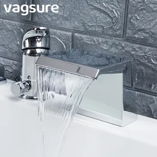Robinet de baignoire cascade en laiton chromé incurvé