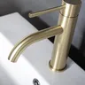 Robinet d'évier de salle de bains en or Rose brossé – vue 6