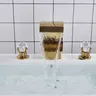 Robinet de lavabo de salle de bains en or – vue 4
