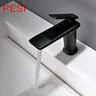 Robinet mitigeur de salle de bain moderne noir – vue 3