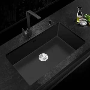 Évier cuisine noir inox304 encastrable cuve unique rectangulaire coins carrés lignes droites finition brossée antitraces bonde inox centrale compatible robinetterie