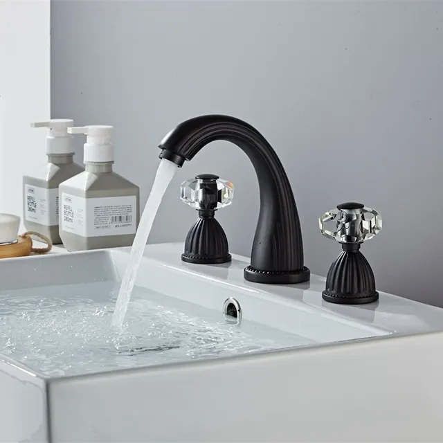 Robinets de lavabo en laiton doré – vue 4