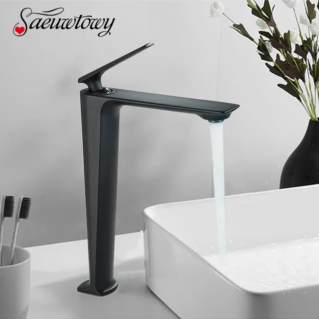 Robinet de lavabo chromé de salle de bains – vue 2