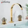 Robinet de lavabo doré – vue 2