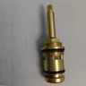 Pomme de douche murale avec valve de distribution d'eau… – vue 4
