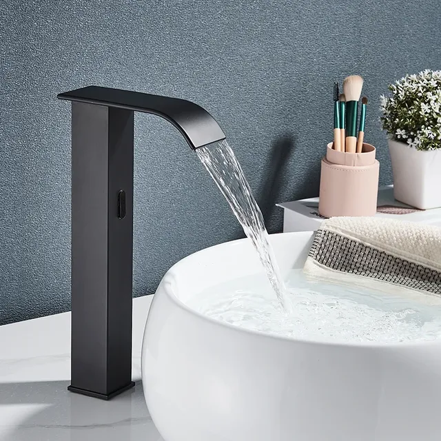 Robinet de lavabo de salle de bains à capteur intelligent – vue 5