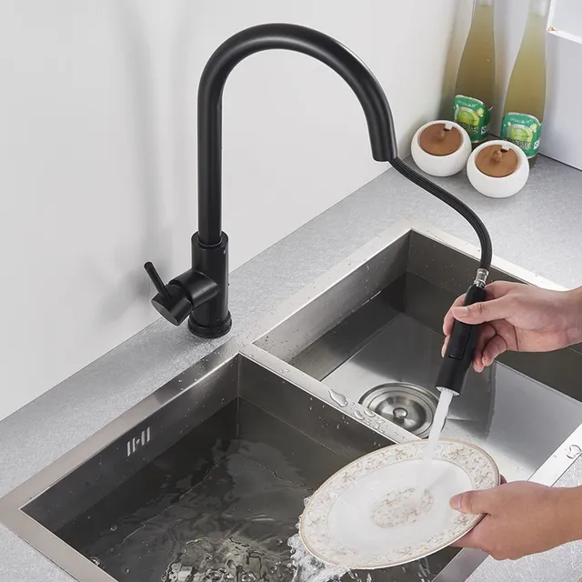 Robinet de cuisine noir à capteur extractible – vue 3