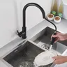 Robinet de cuisine noir à capteur extractible – vue 3