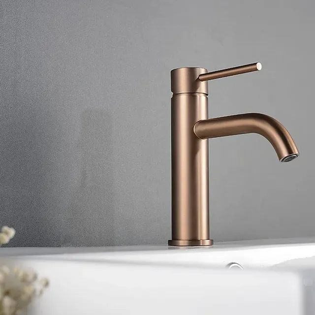 Robinet d'évier de salle de bains en or Rose brossé – vue 4