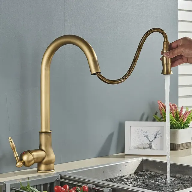 Robinet de cuisine Antique en laiton Europe – vue 3