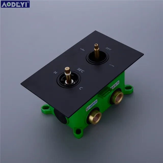 Robinets thermostatiques en laiton noir – vue 5