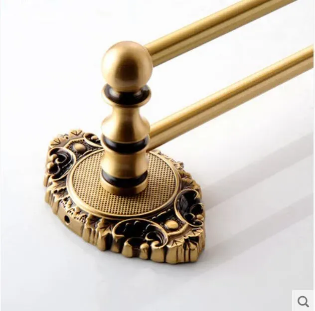 Ensemble d'accessoires de salle de bain en laiton – vue 4