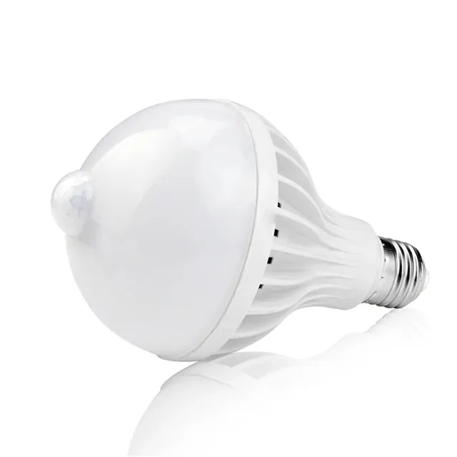 Ampoule LED intelligente PIR avec détecteur de mouvement – vue 4