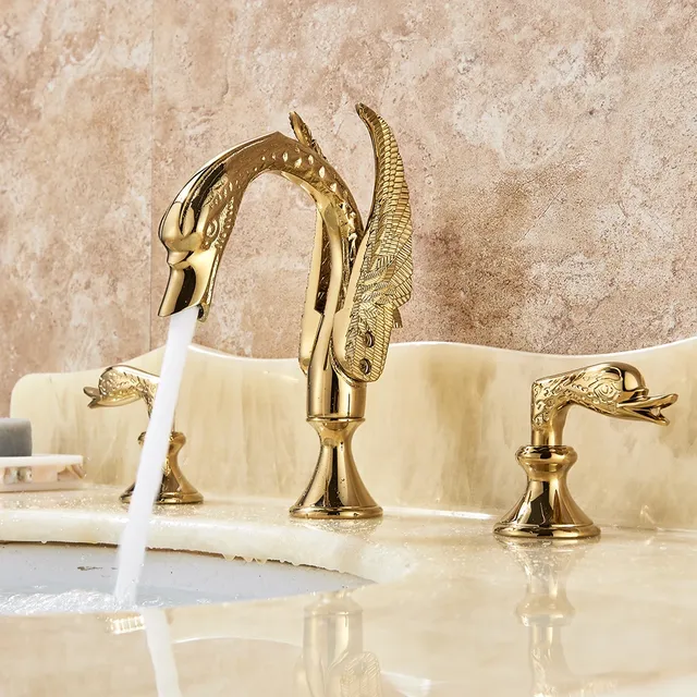 Robinet de salle de bain de luxe en laiton en forme de… – vue 3