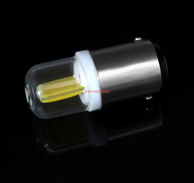 Ampoule LED E12 BA15D à intensité variable – vue 4