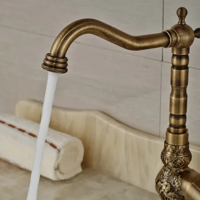 Robinet d'eau chaude et froide à poignée unique – vue 3