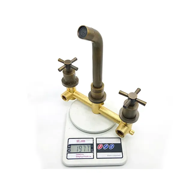 Robinet de lavabo en laiton de style vintage antique… – vue 6