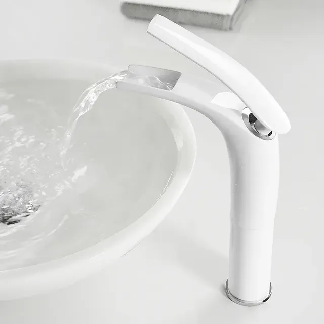 Robinet de lavabo de salle de bains – vue 3