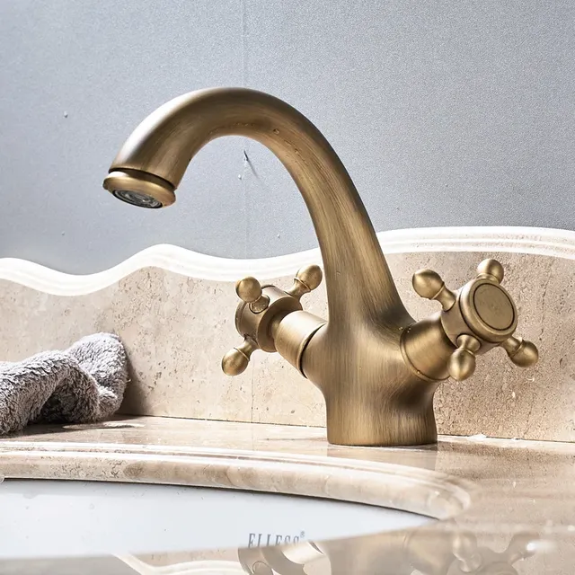 Robinet de lavabo à double poignée – vue 4