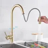 Robinet de cuisine en or brossé – vue 2