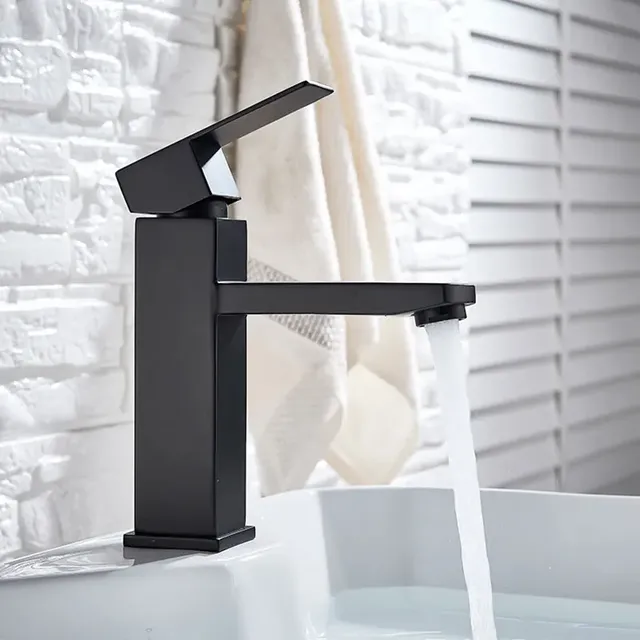 Robinet de lavabo de salle de bains – vue 3