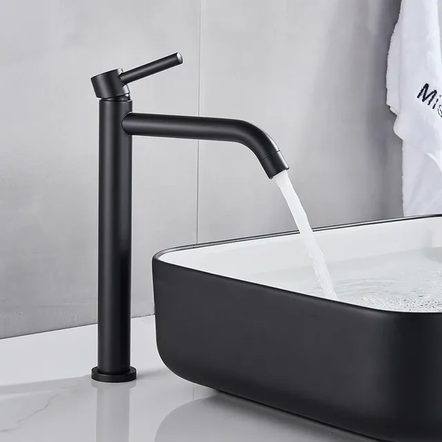 Robinet de lavabo noir – vue 3