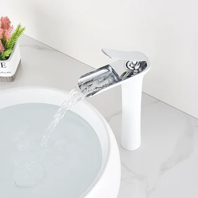 Robinet d'eau froide et chaude à trou unique – vue 4