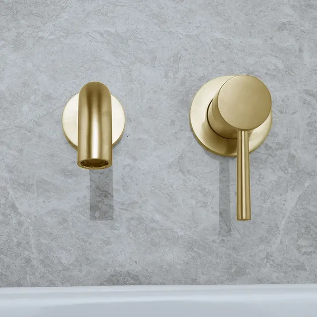 Robinet de luxe en or brossé – vue 5