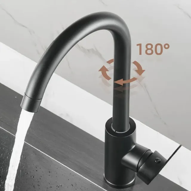 Robinets d'eau chaude et froide de cuisine – vue 3
