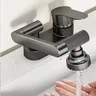 Robinet de lavabo de salle de bains domestique – vue 2