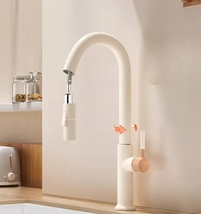 Robinet extractible en bois crème
