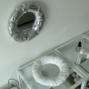 Miroir de forme ronde Ins, décoration murale créative suspendue pour salon et chambre à coucher, miroir de maquillage en coton, décoration murale semi-ronde