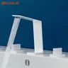 Robinet de lavabo cascade avec deux poignées – vue 3