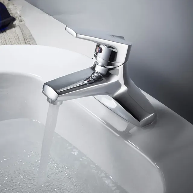 Robinet de lavabo de salle de bains – vue 4