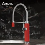 Plan de cuisine moderne de luxe en laiton rouge, design rétro, sortie d&rsquo;eau extracemballages, poignée unique, évier d&rsquo;eau chaude et froide, centre commercial