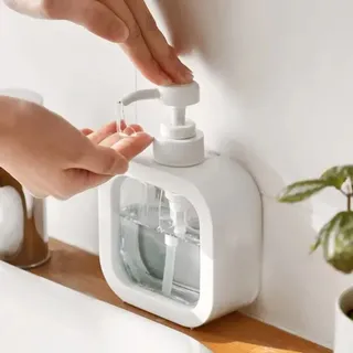 Distributeurs de savon pour salle de bain