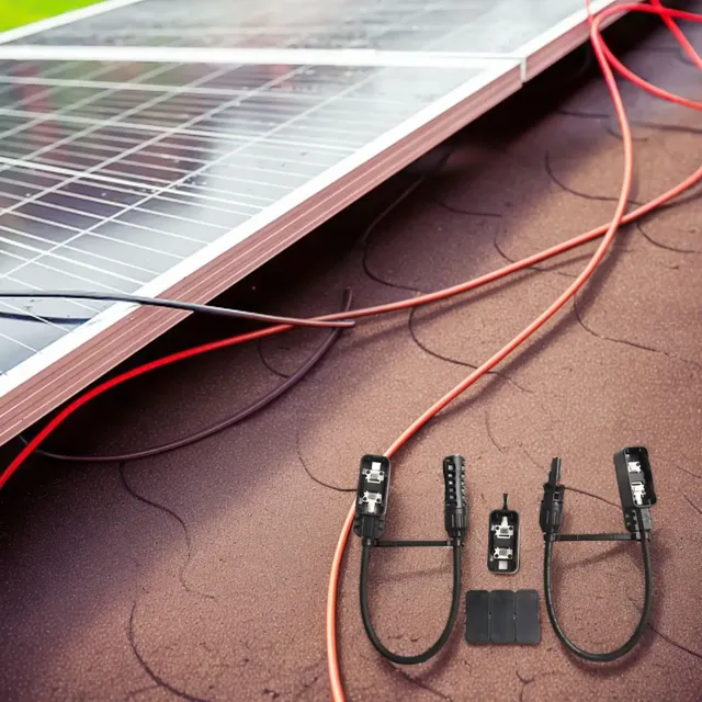 Boîte de jonction à 3 fentes pour panneau solaire – vue 3