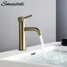 Robinet mitigeur d'eau chaude et froide – vue 2