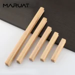 Portes d&rsquo;armoire armoires tiroirs poignées en bois massif minimaliste bois de hêtre noyer armoire en bois poignées de meubles en bois