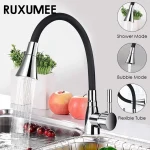 Robinet de cuisine Flexible rotatif à 360 degrés, mitigeur d&rsquo;eau froide et chaude en Chrome poli à poignée unique, monté sur le pont