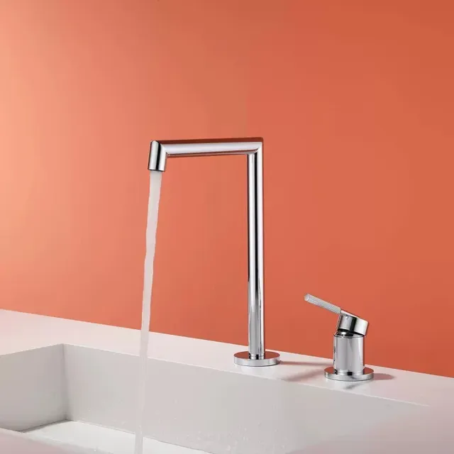 Robinet de salle de bains en laiton brossé doré – vue 4