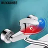 Robinet de cuisine mural rotatif en Chrome poli – vue 4