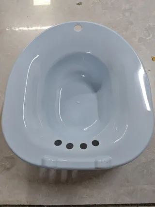 Baignoire de toilette pour patients hémorroïdes post-partum