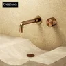 Robinet de lavabo mural minimaliste en laiton brossé or… – vue 2