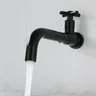Robinet de lavabo mural – vue 3