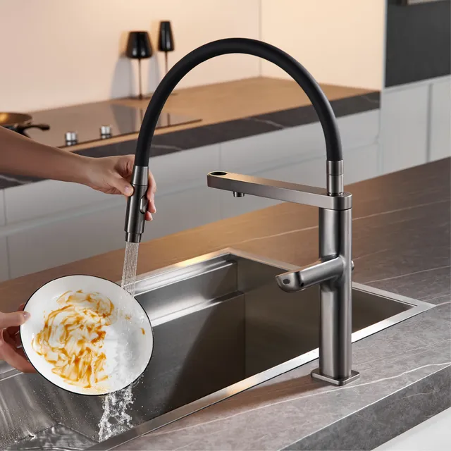 Robinet de cuisine gris pistolet de luxe – vue 2
