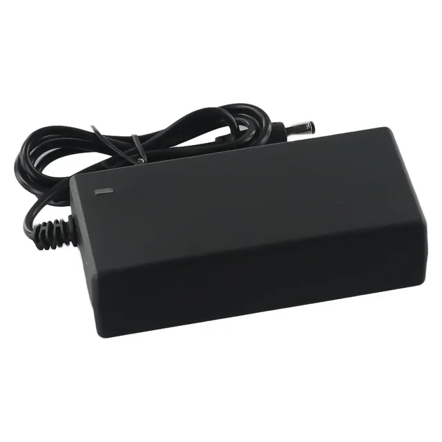 Chargeur 42V 2A avec 5 connecteurs interchangeables – vue 2